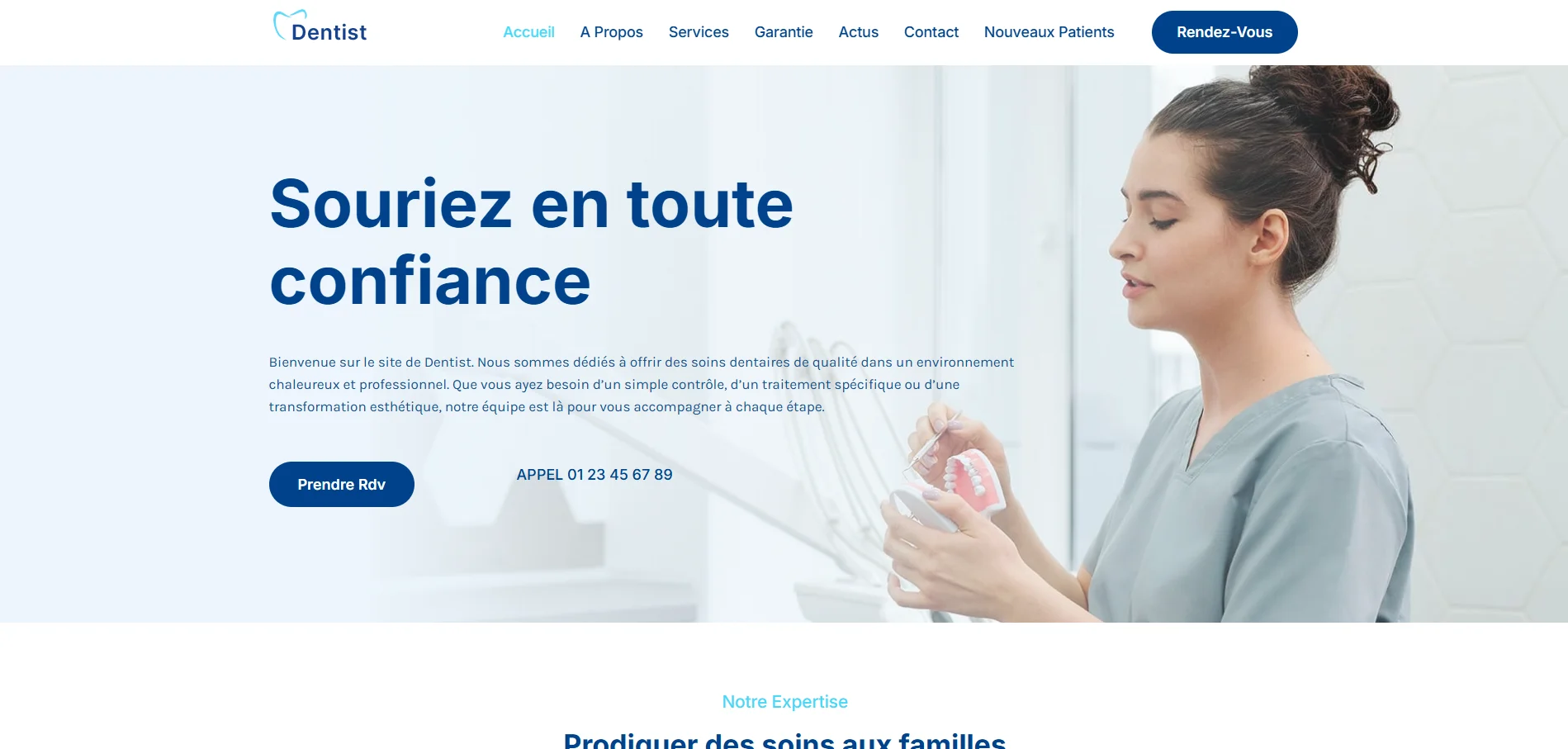 Page d'accueil d'un site internet pour un cabinet dentaire avec un design professionnel